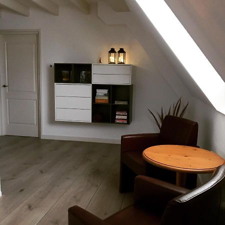 Bed & Koffie, Op De Spinbaan Panzió Den Burg Kültér fotó