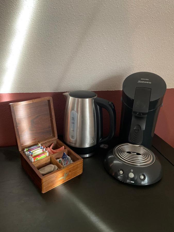 Bed & Koffie, Op De Spinbaan Panzió Den Burg Kültér fotó